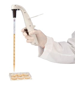 L08 Art Industry Spotli Opt L08 Art Industry Spotli Opt