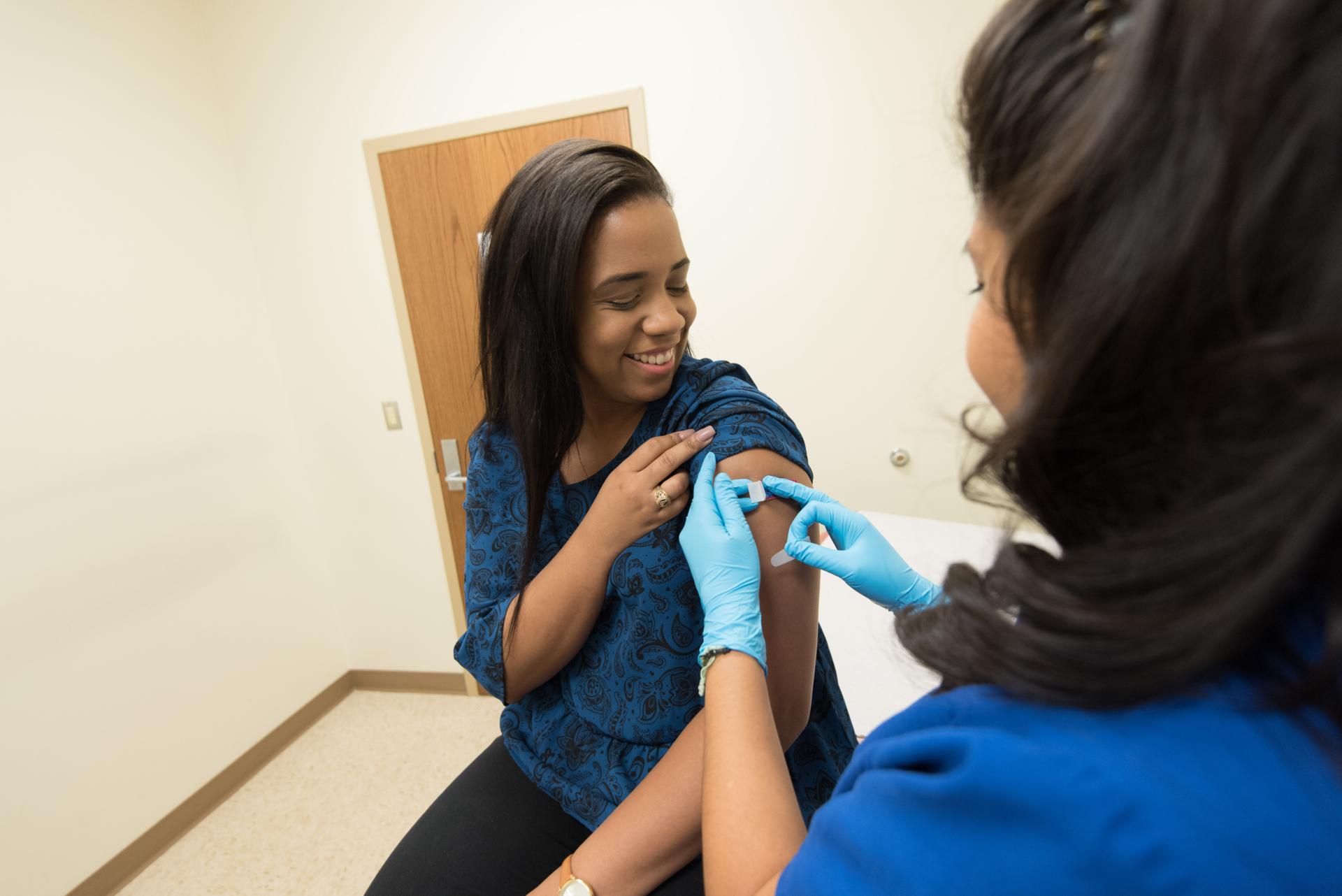 Cdc Person Getting A Vaccine 23258 5e9f066bd444b