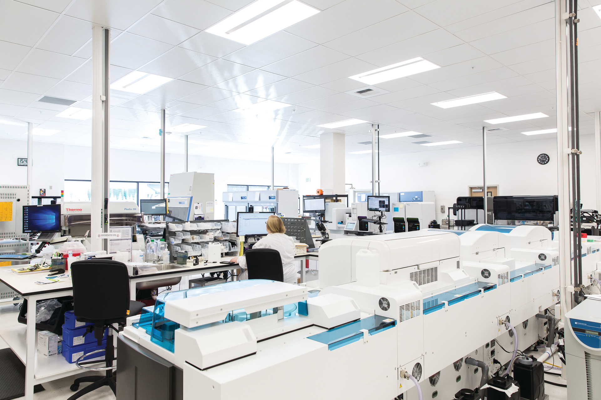 Northwest Laboratory processes between 10,000 and 12,000 molecular tests to detect SARS-CoV-2 per day, with samples from 31 states.