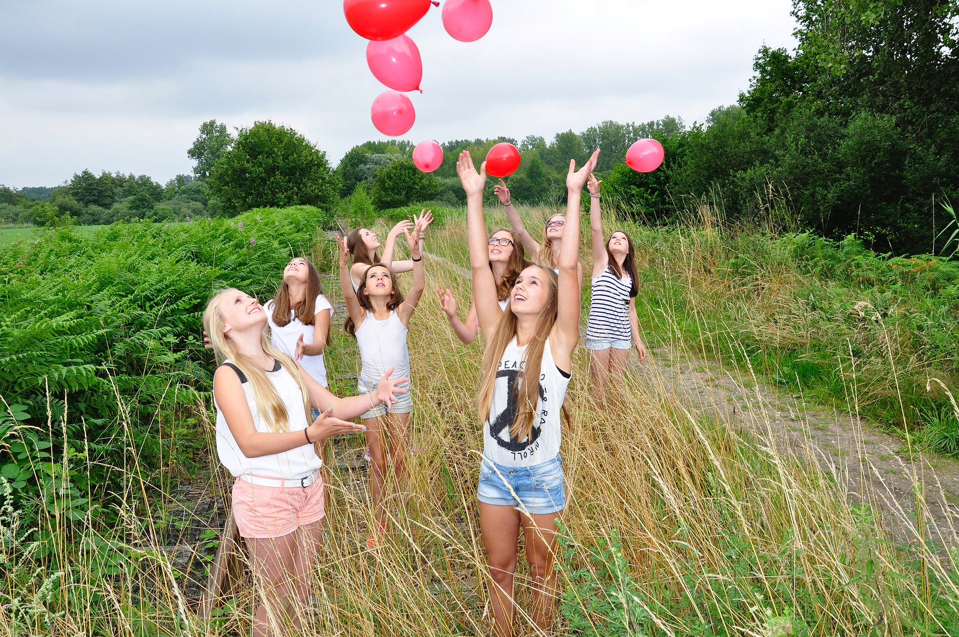 Girls Balloons Image By J Ketelaars From Pixabay 617871b75414b