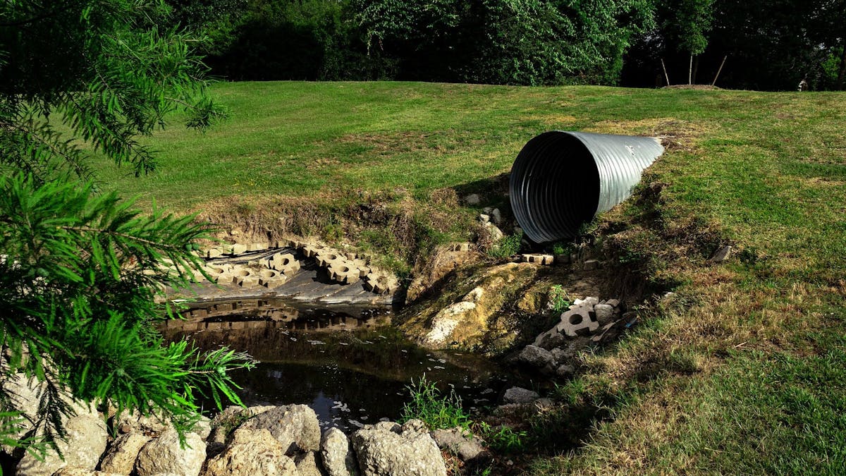 Sewage Pipe Polluted Water G1362c6d1e 1920