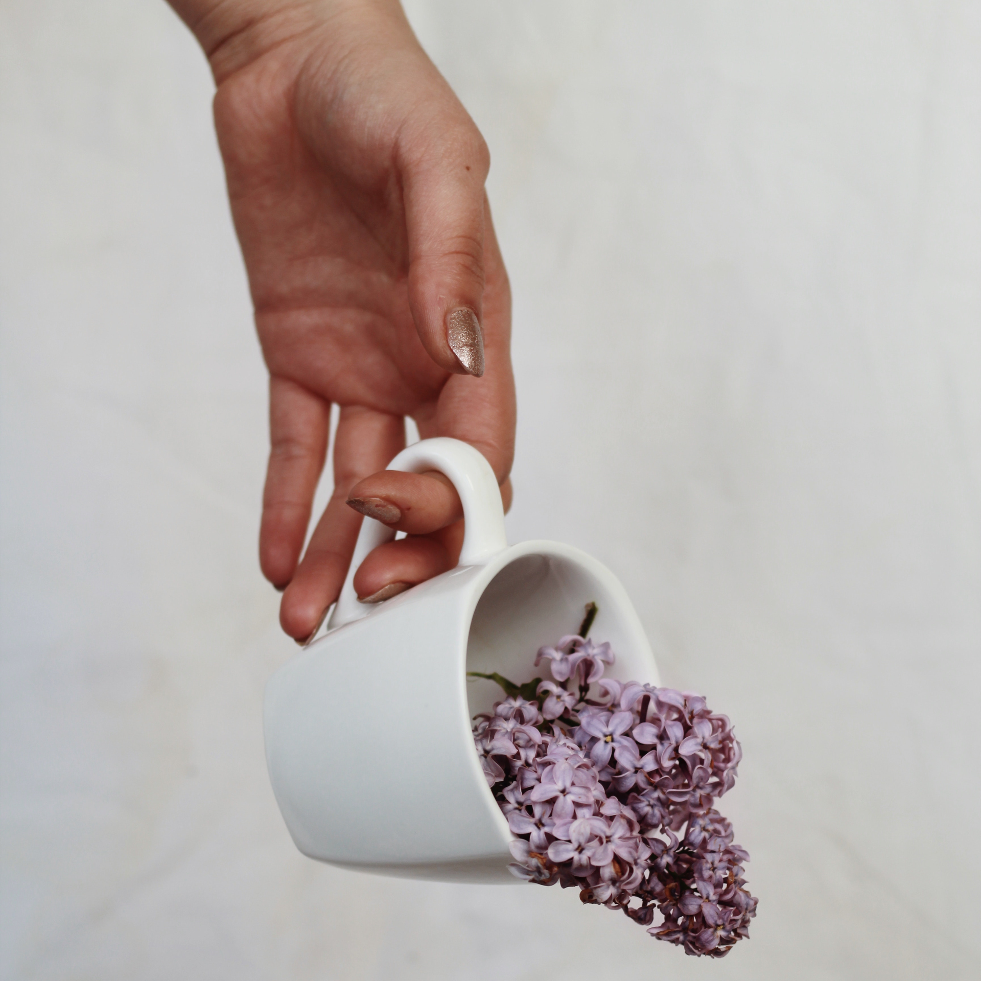 Pexels Smell Flowers Pexels Ioana Motoc 4376222 6256d4699202b