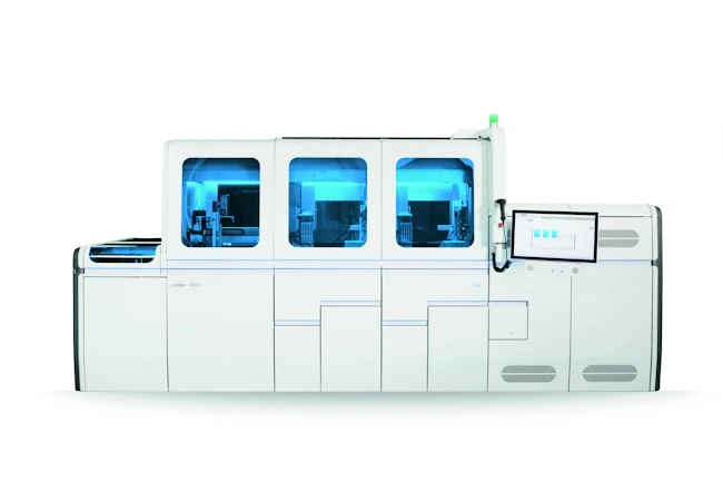 cobas_8800_front_white_monitor_right_5982_1_cmyk